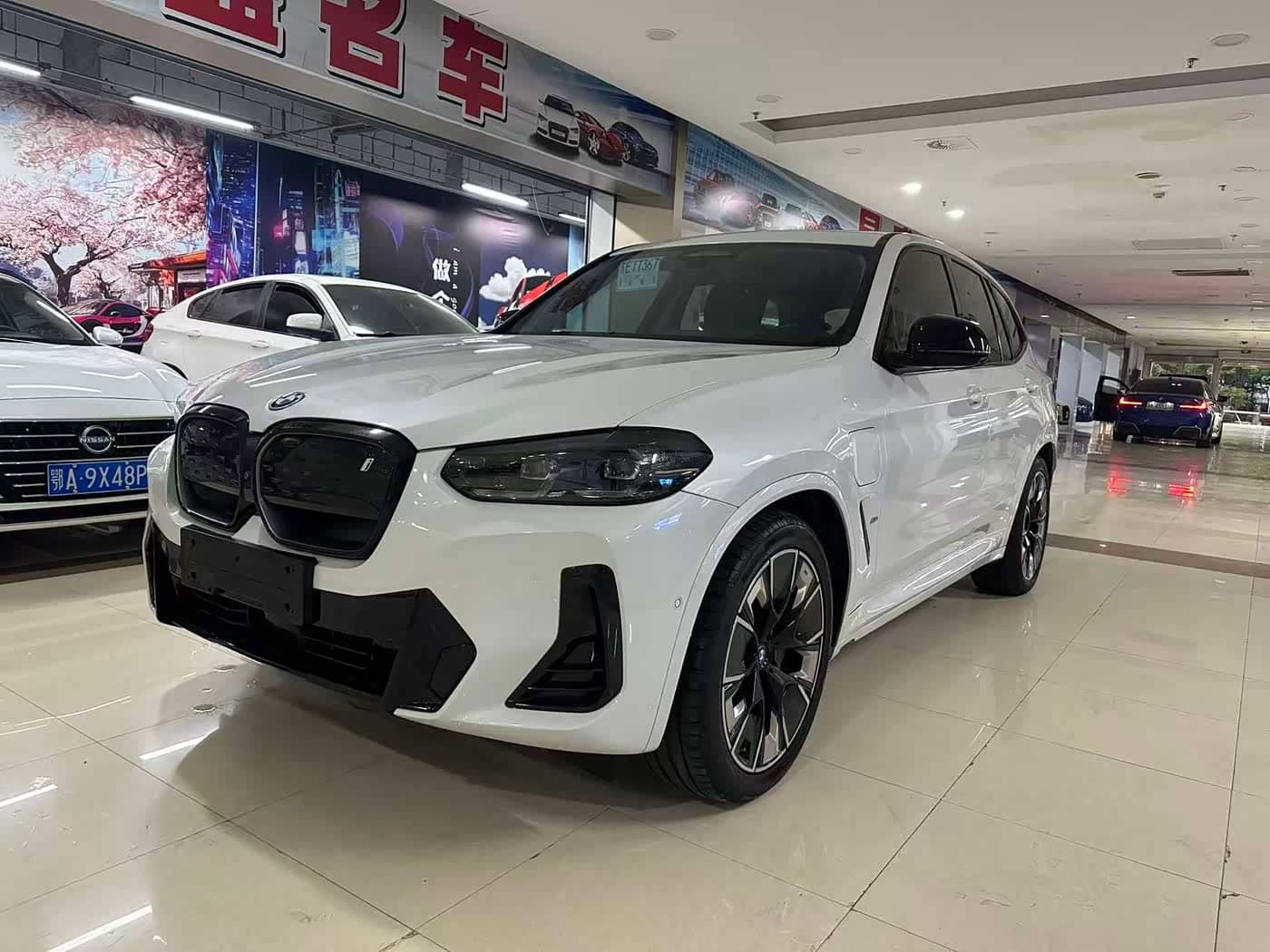 BMW iX3