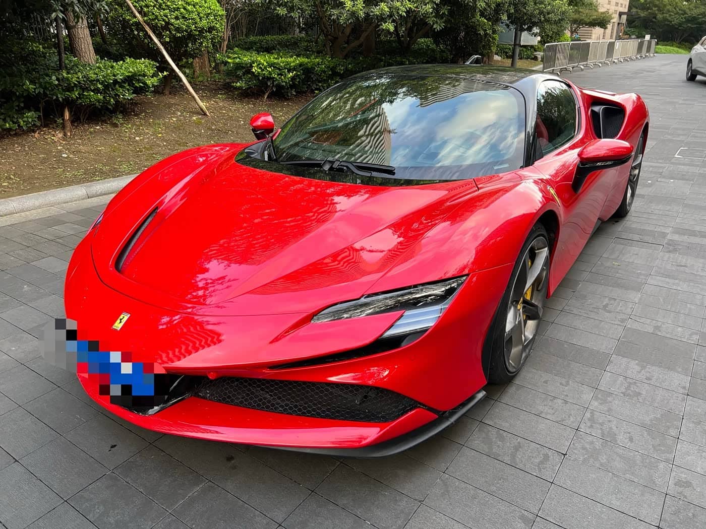 Ferrari SF90
