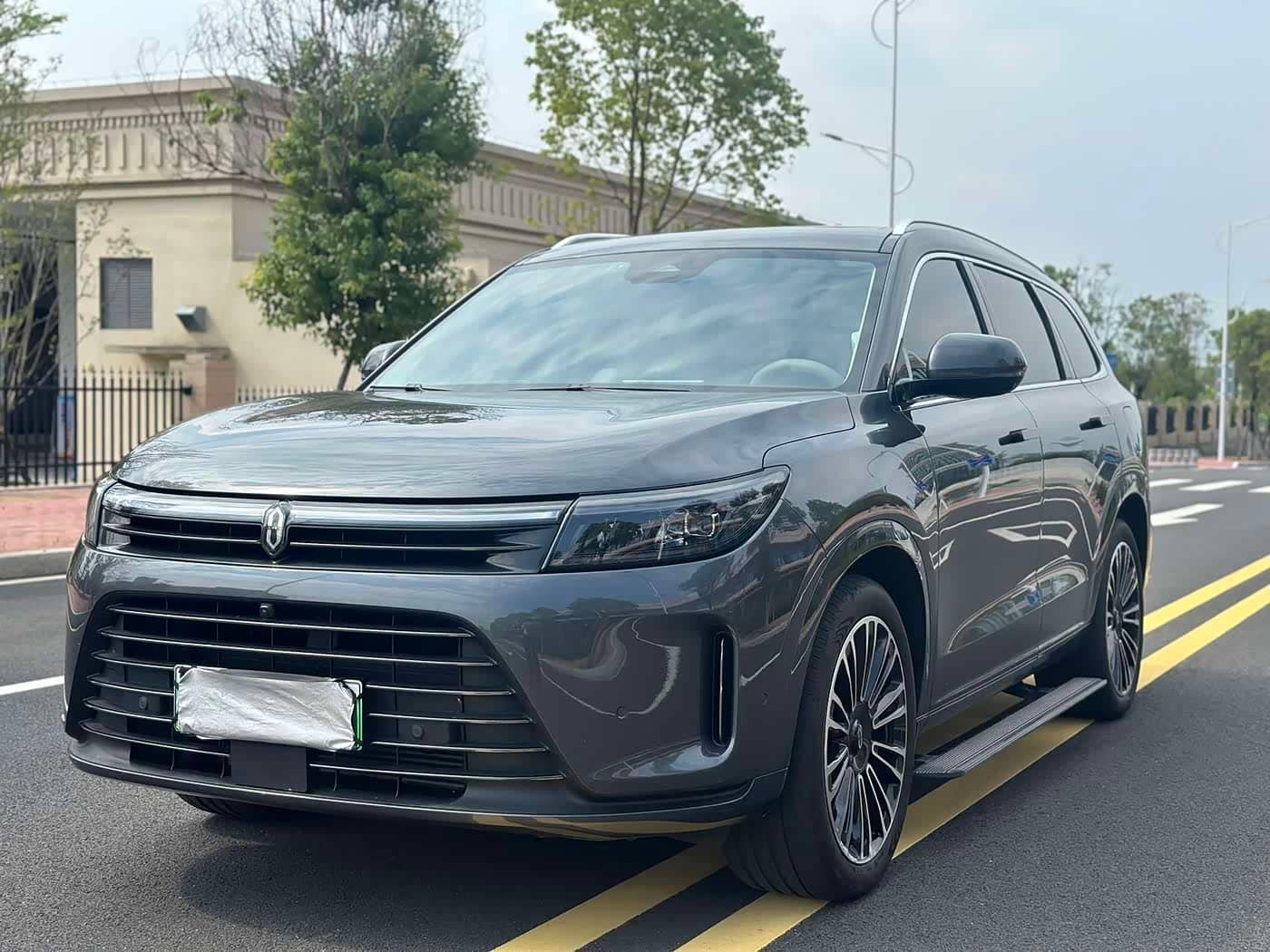 AITO Wenjie AITO M7
