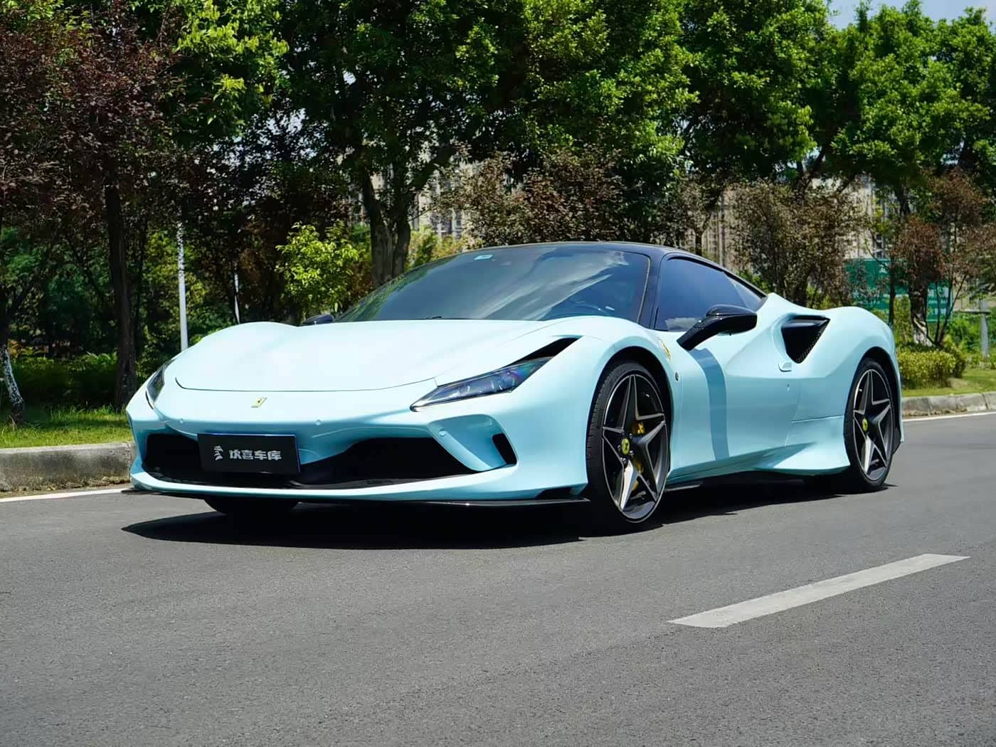 Ferrari F8