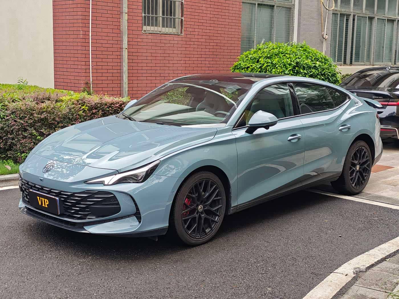 MG MG7