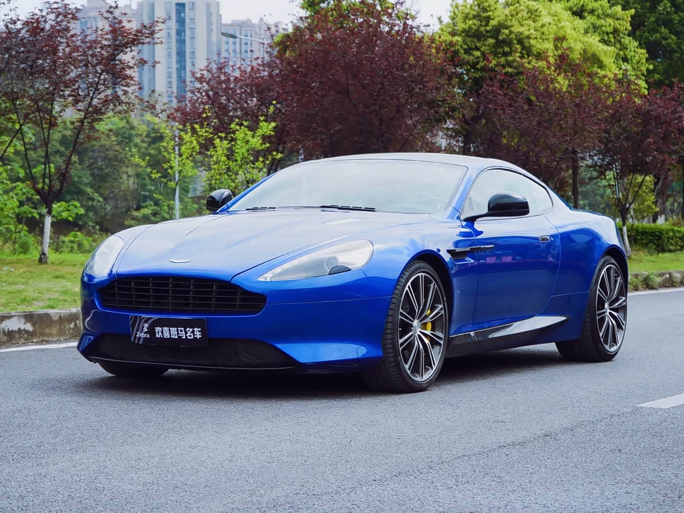 Aston Martin Virage