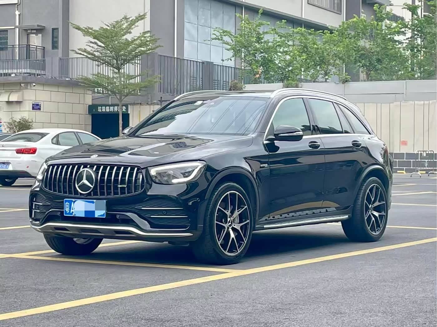 Mercedes-Benz GLC AMG