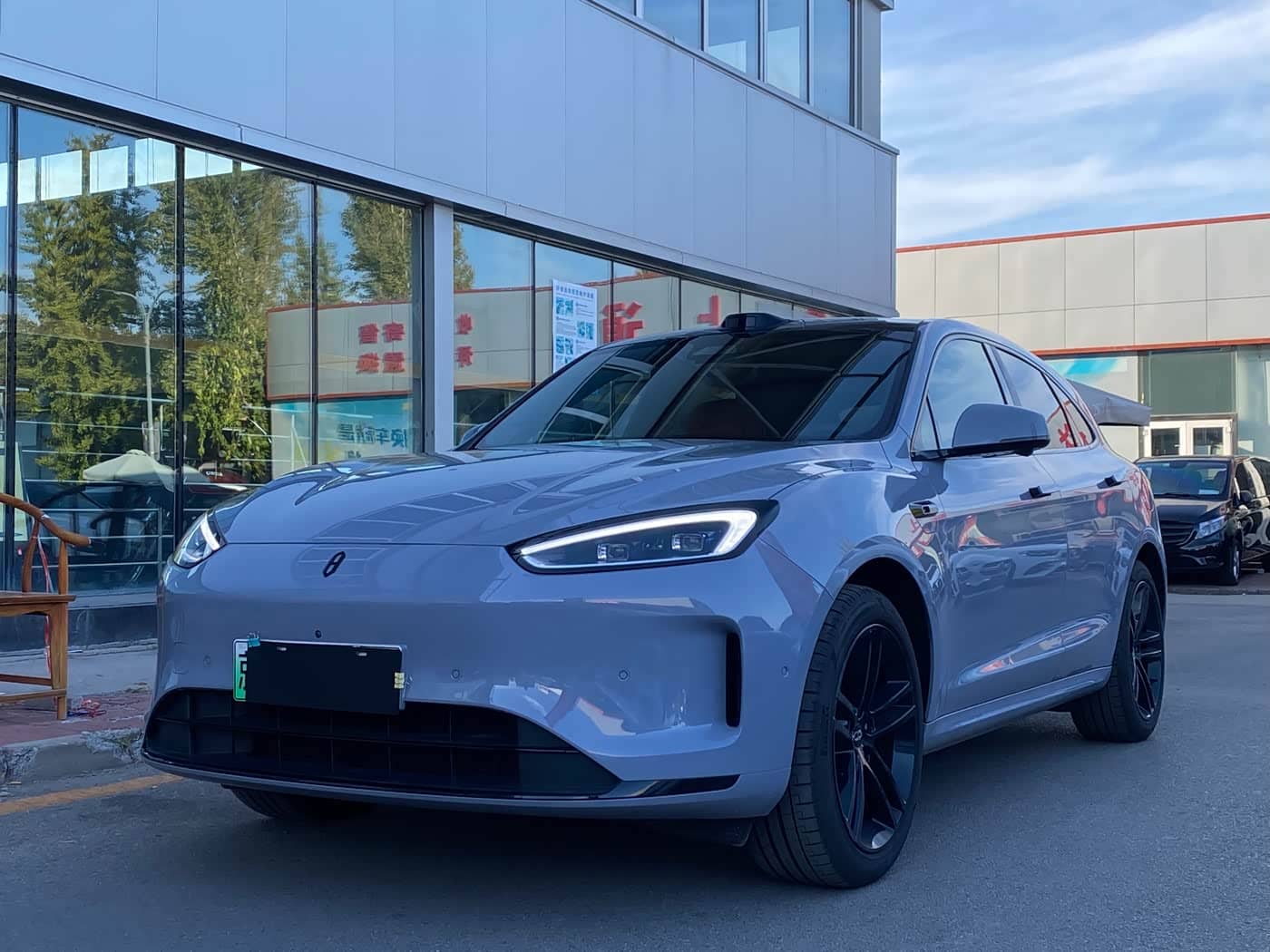 AITO Wenjie AITO M5