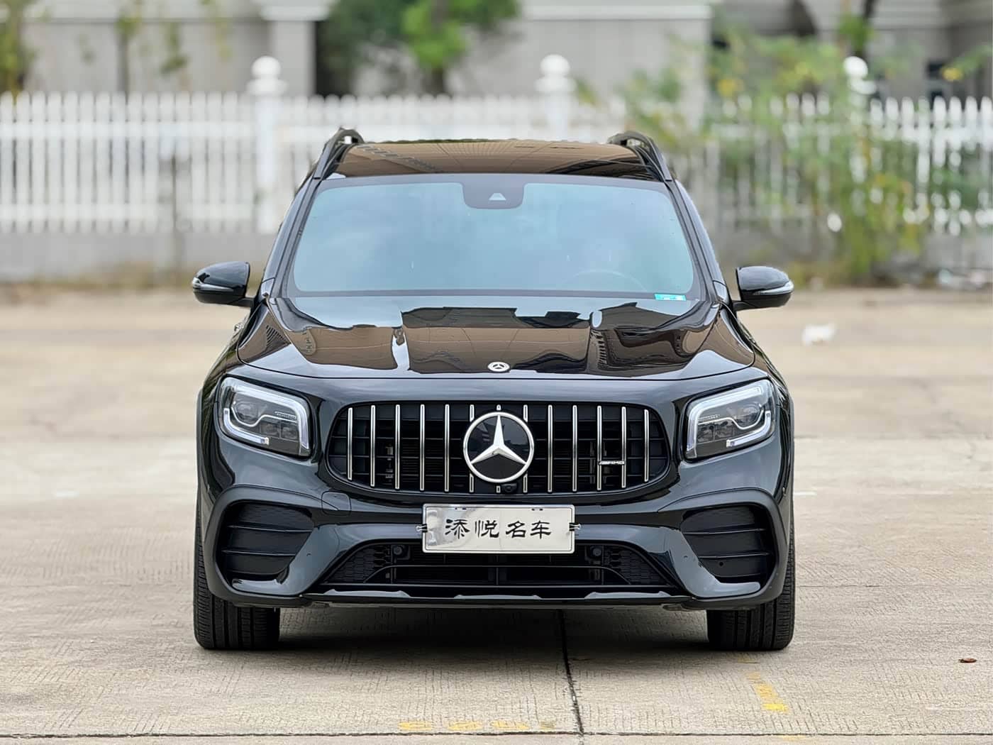 Mercedes-Benz GLB AMG