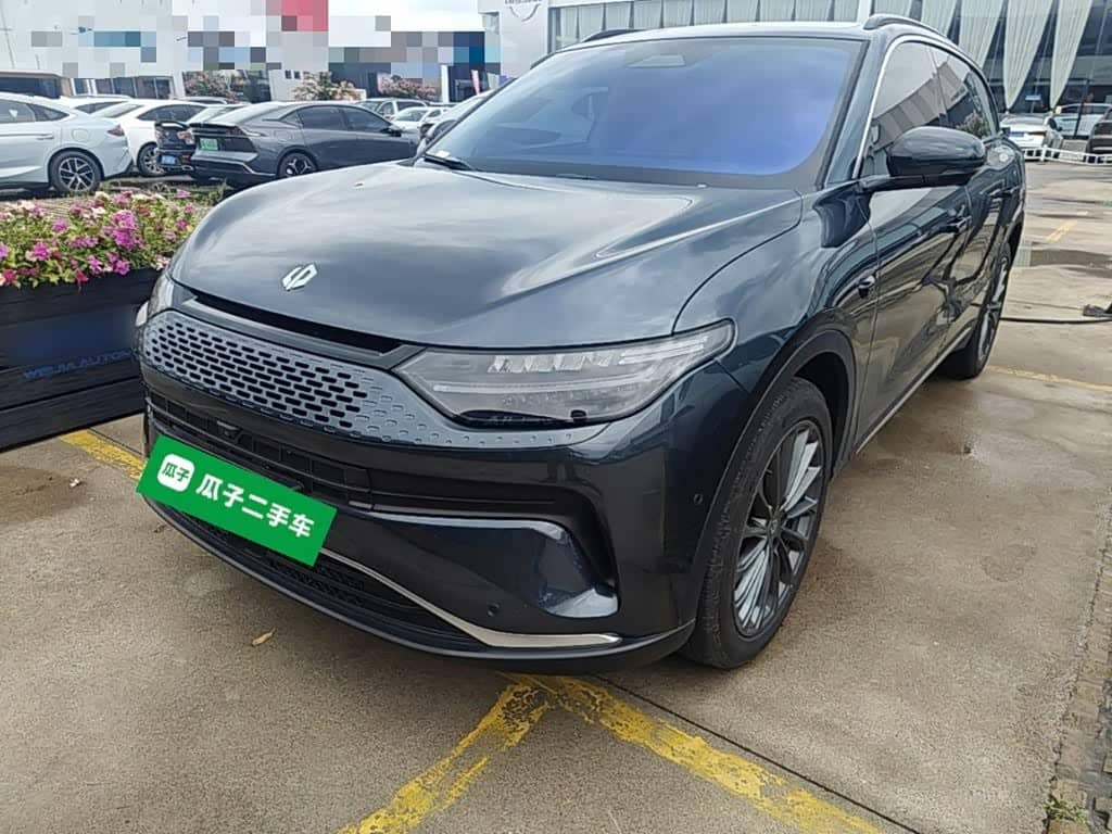 Leapmotor C11