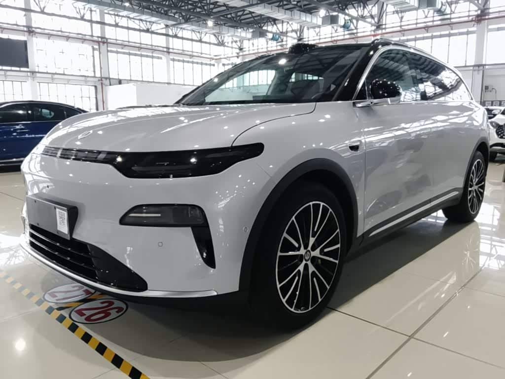 Leapmotor C11