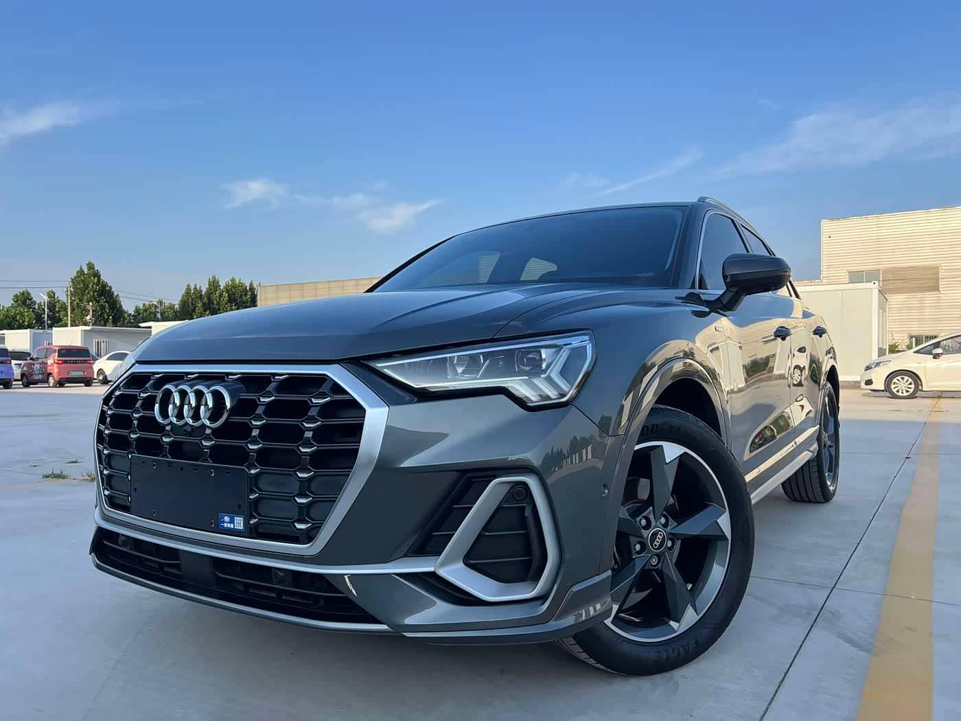 Audi Q3