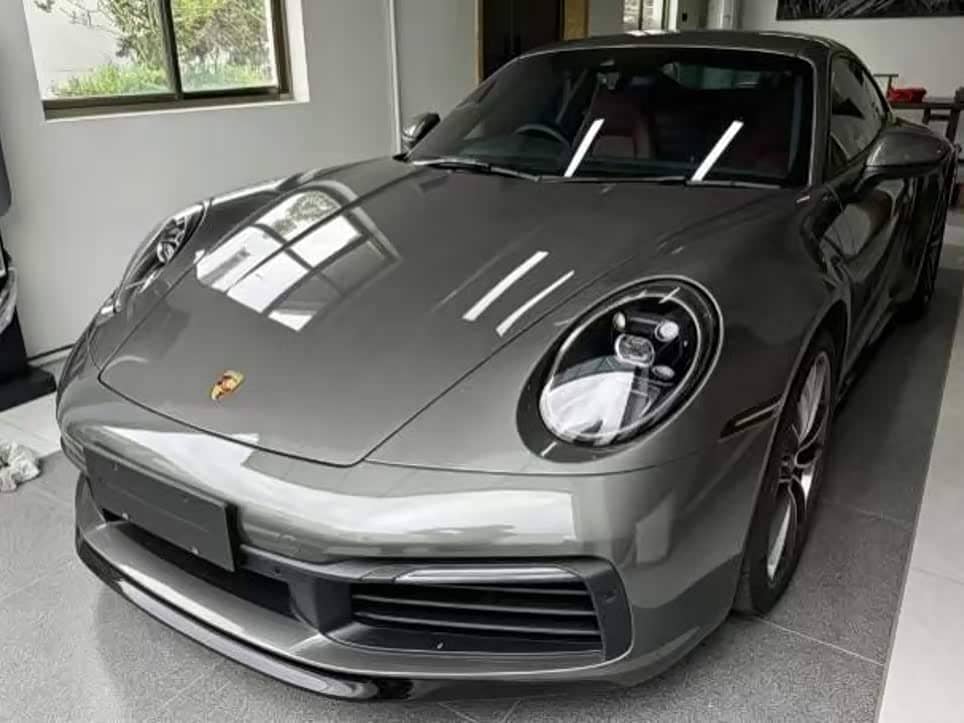 Porsche 911