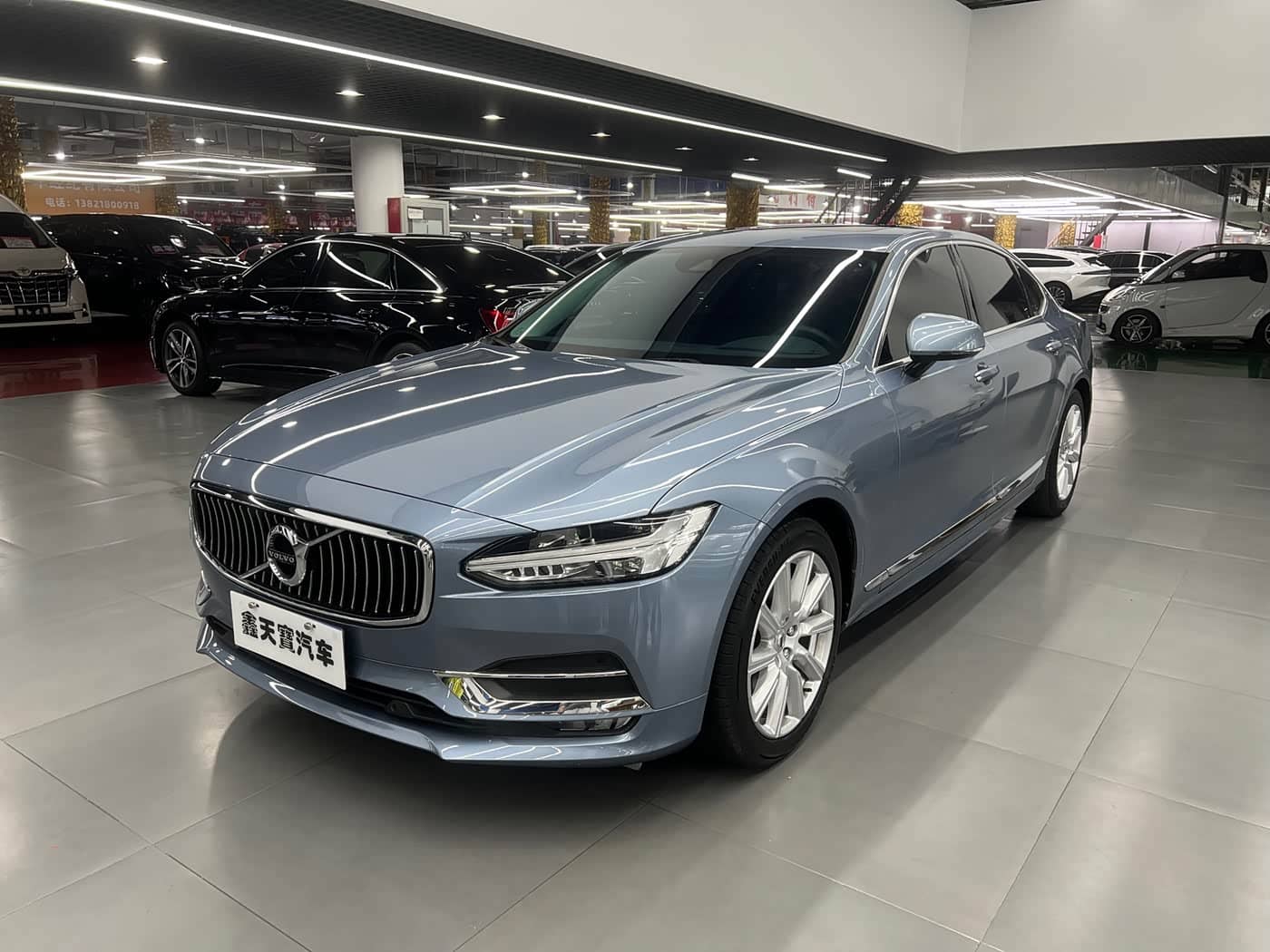 Volvo S90