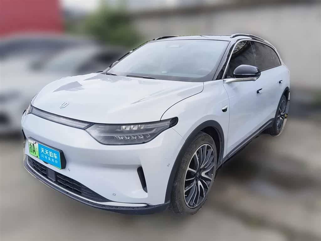 Leapmotor C11