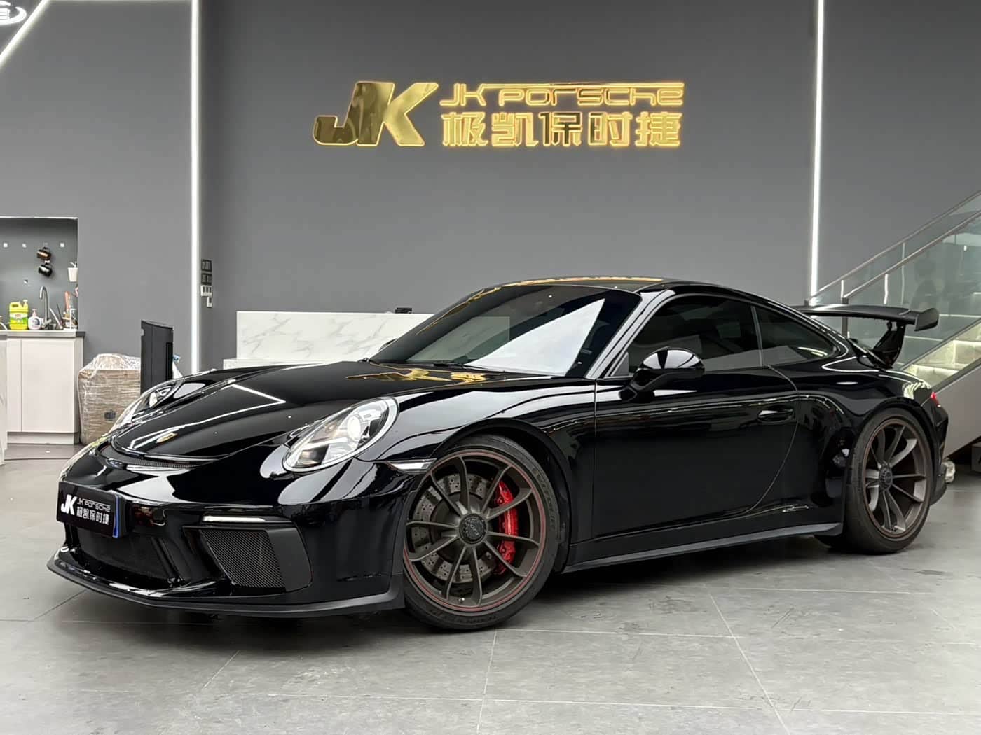 Porsche 911