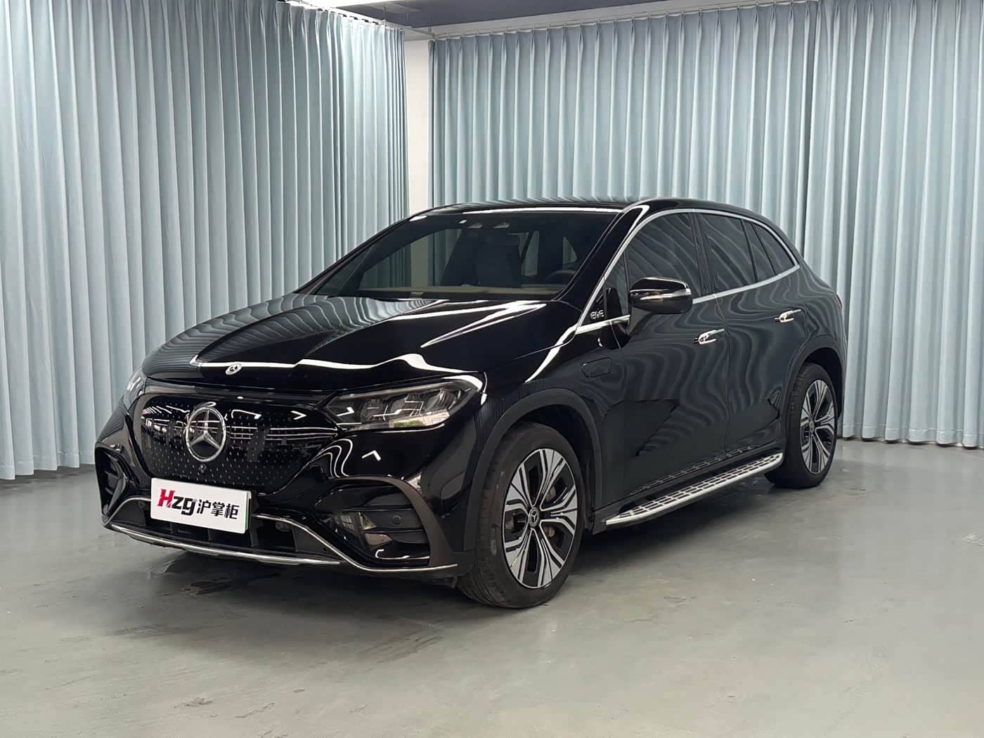 Mercedes-Benz EQE SUV