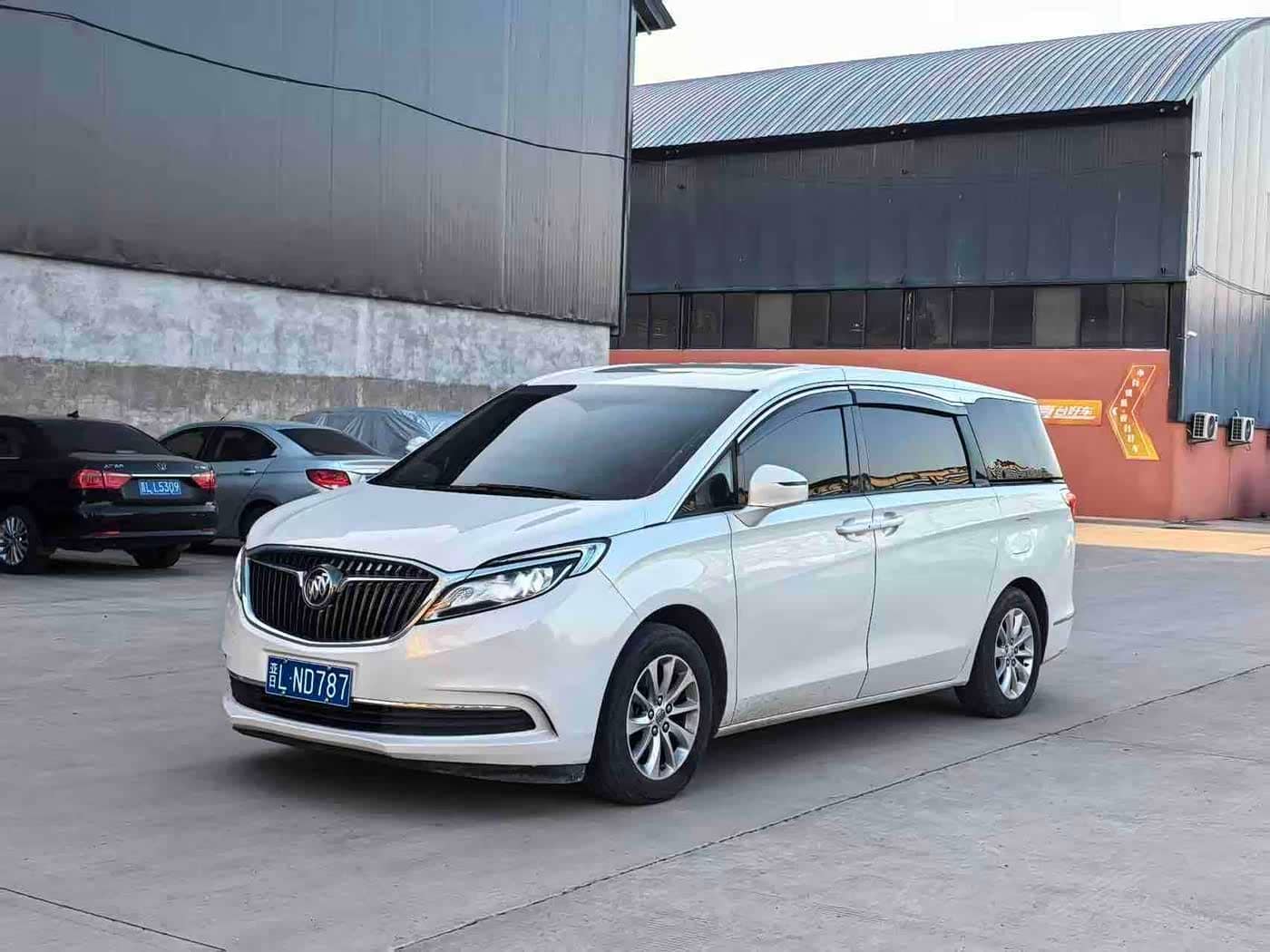 Buick GL8