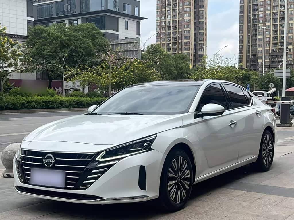 Nissan Teana
