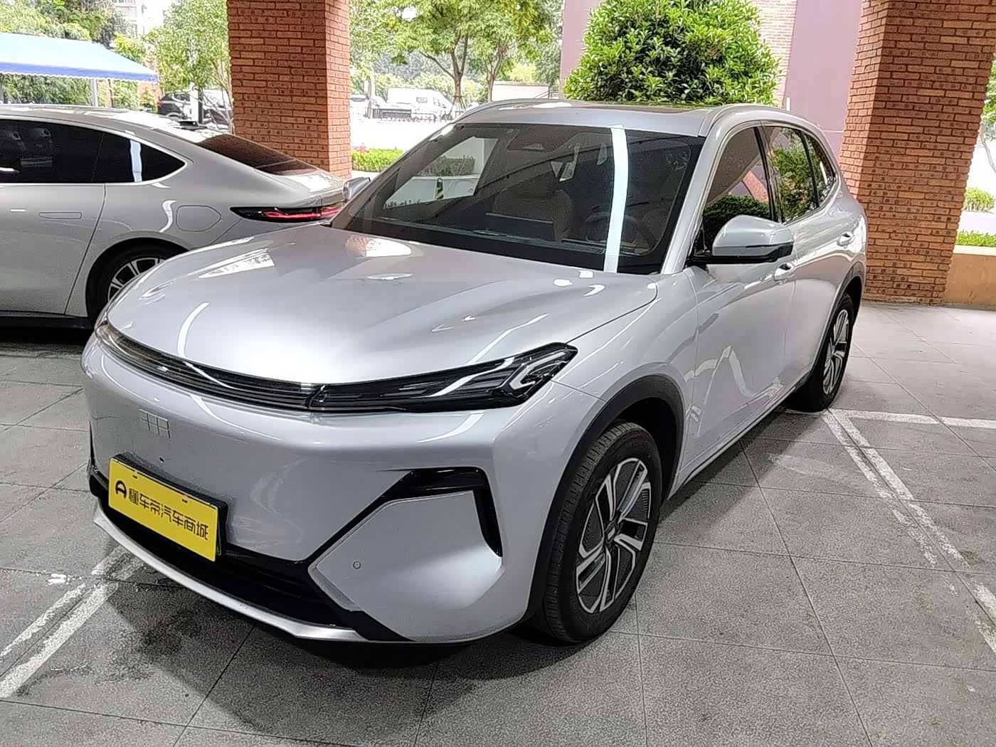 Geely Galaxy Galaxy Starship 7 EM-i