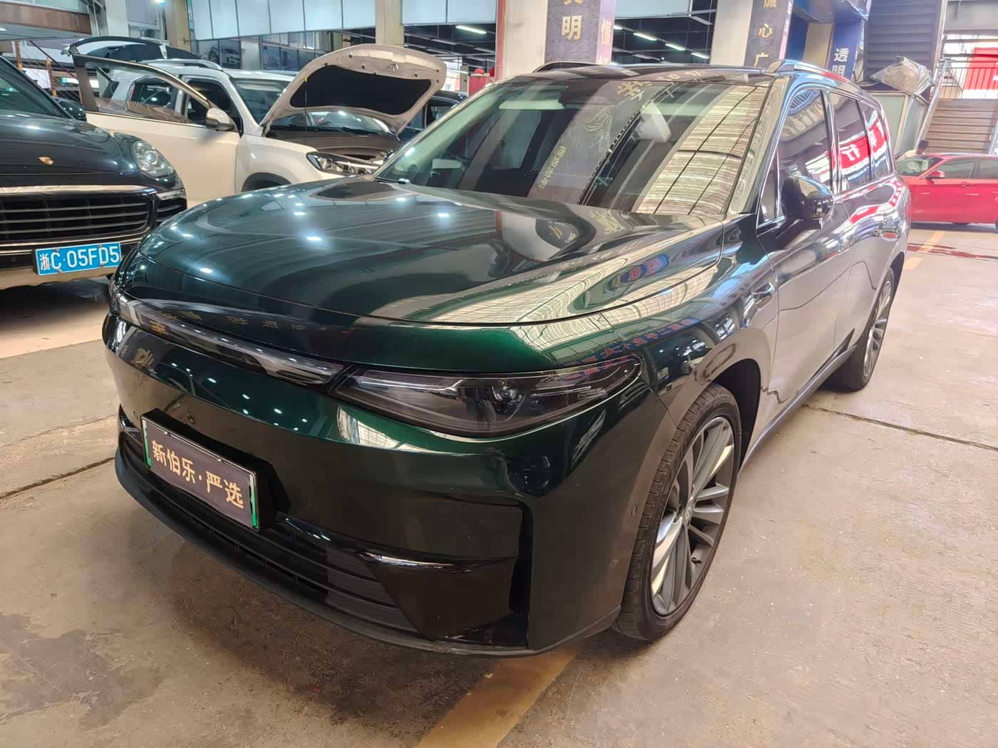 Leapmotor C16