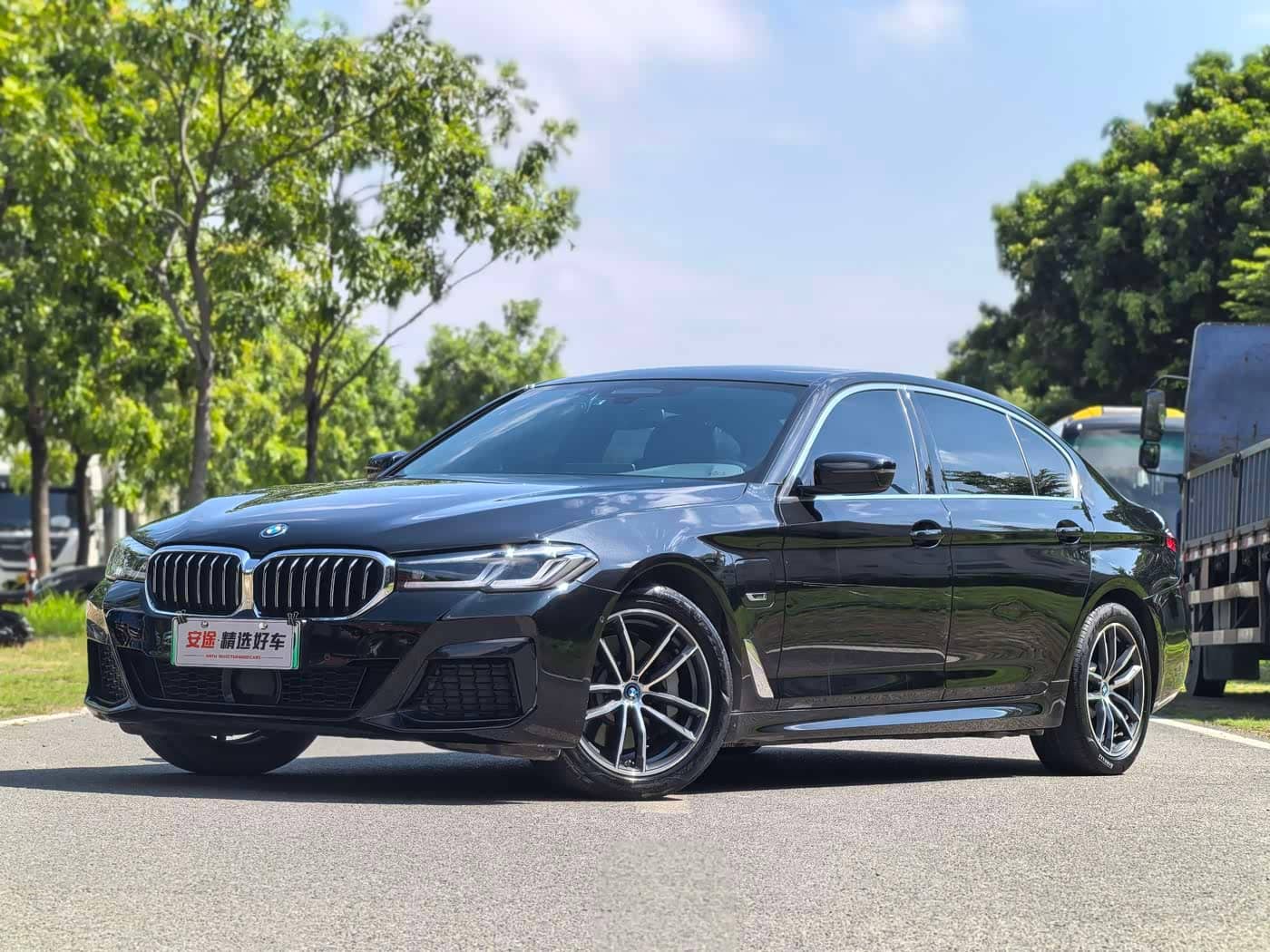 BMW 5 Series New Energy