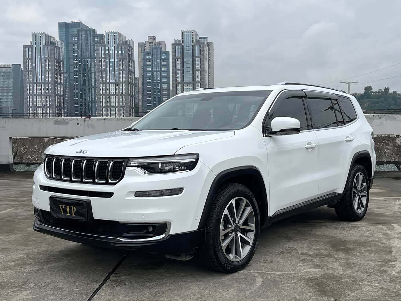 Jeep Grand Commander