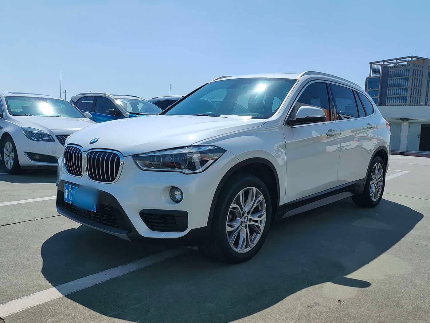 BMW X1