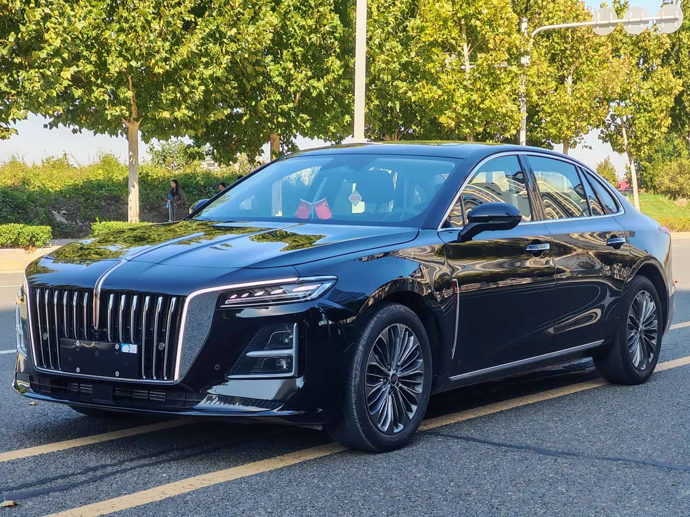 Hongqi H5