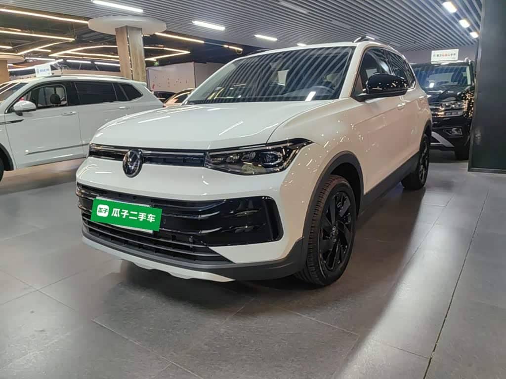 Volkswagen Tharu