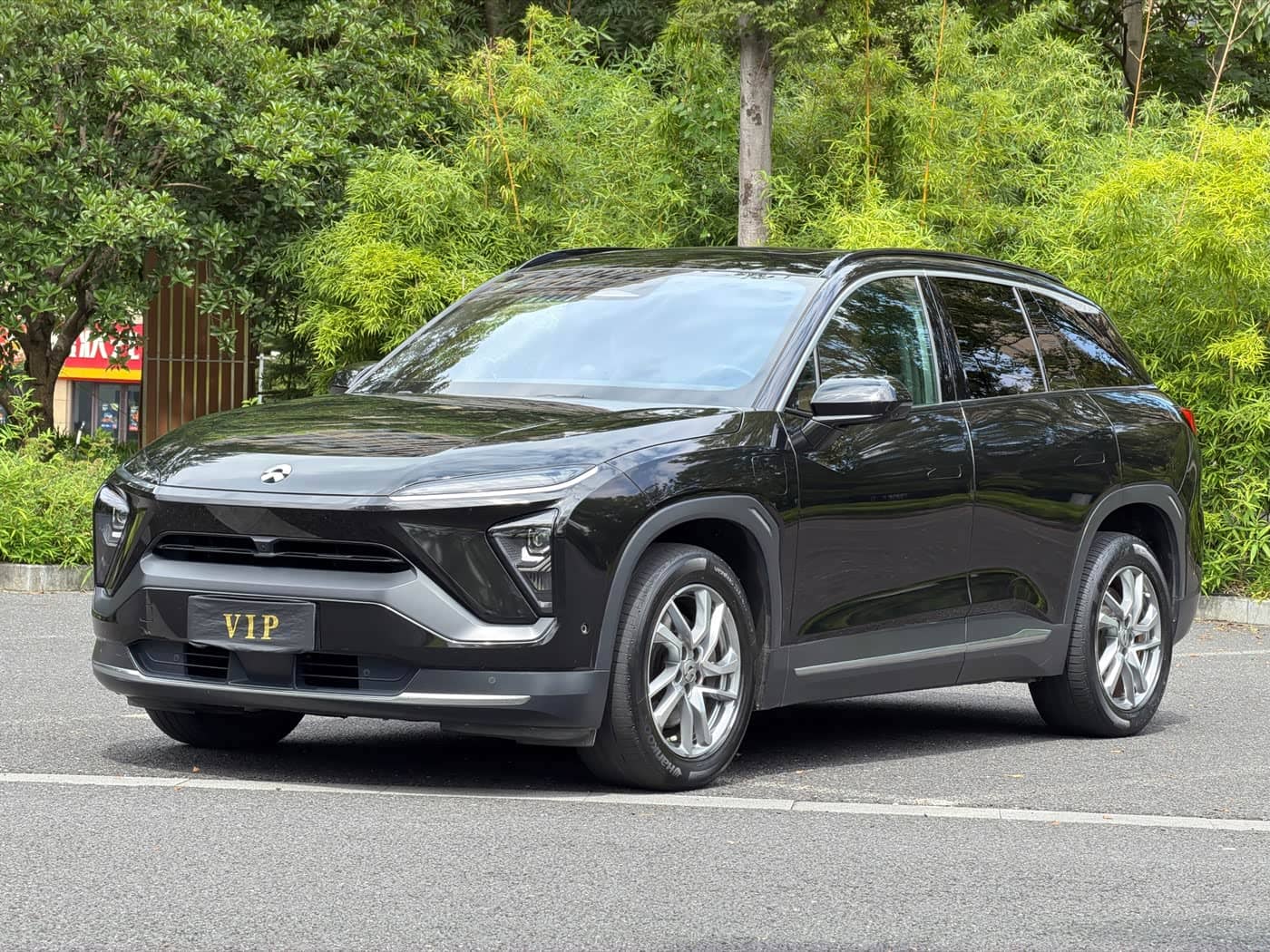 NIO ES6