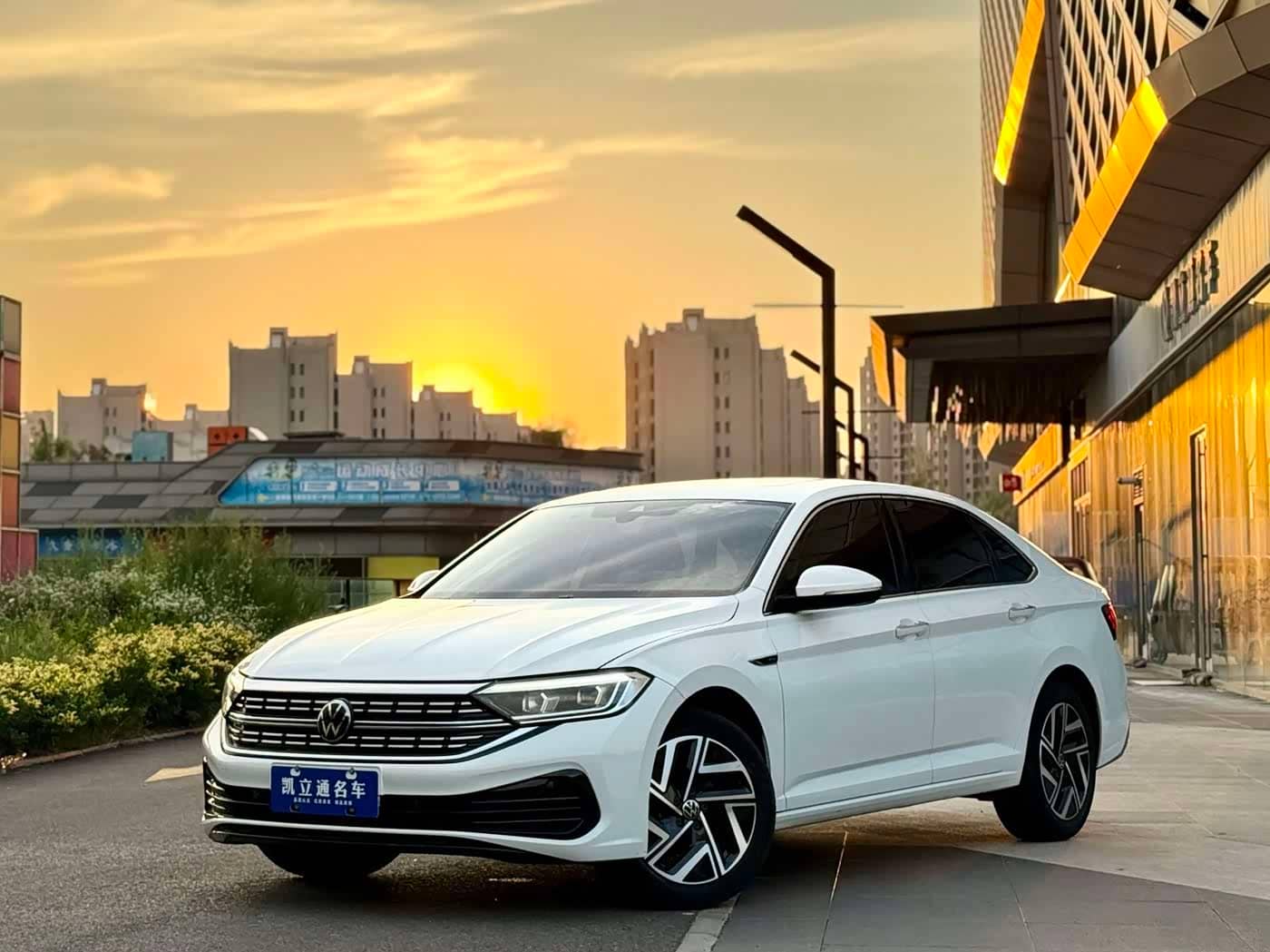 Volkswagen Sagitar