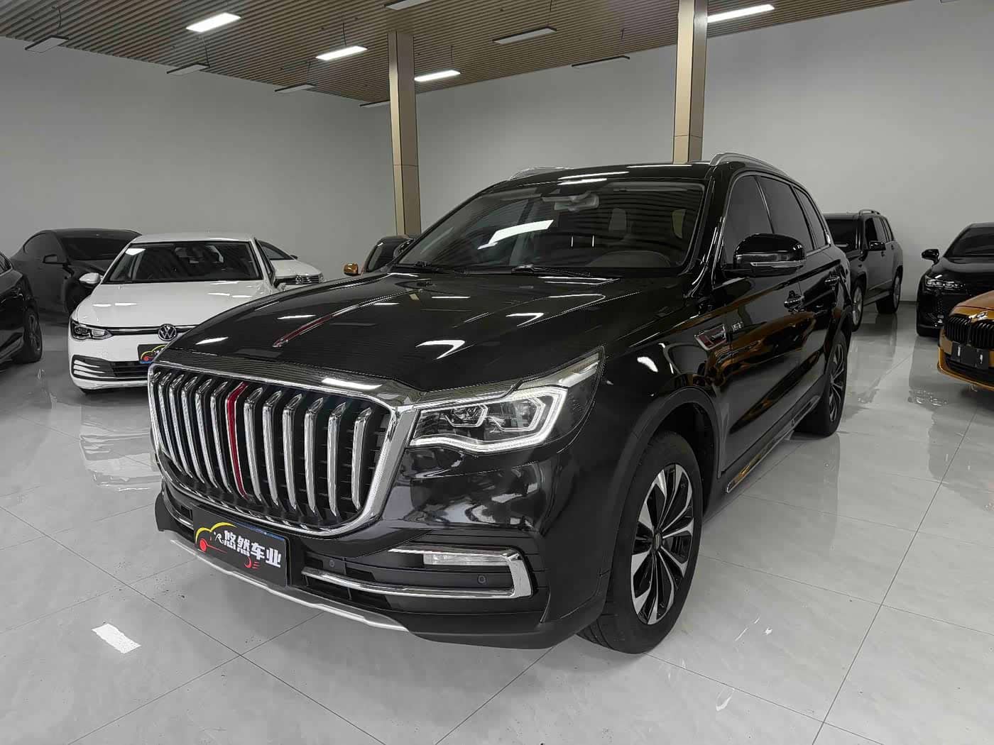 Hongqi HS7