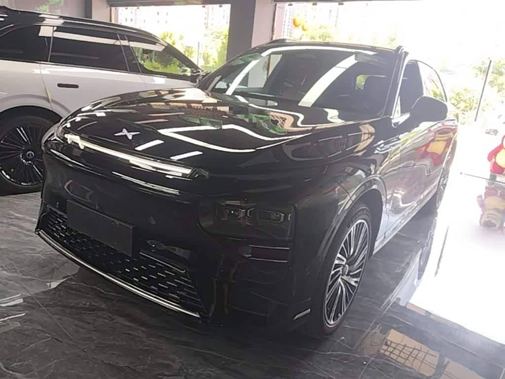 XPeng G9