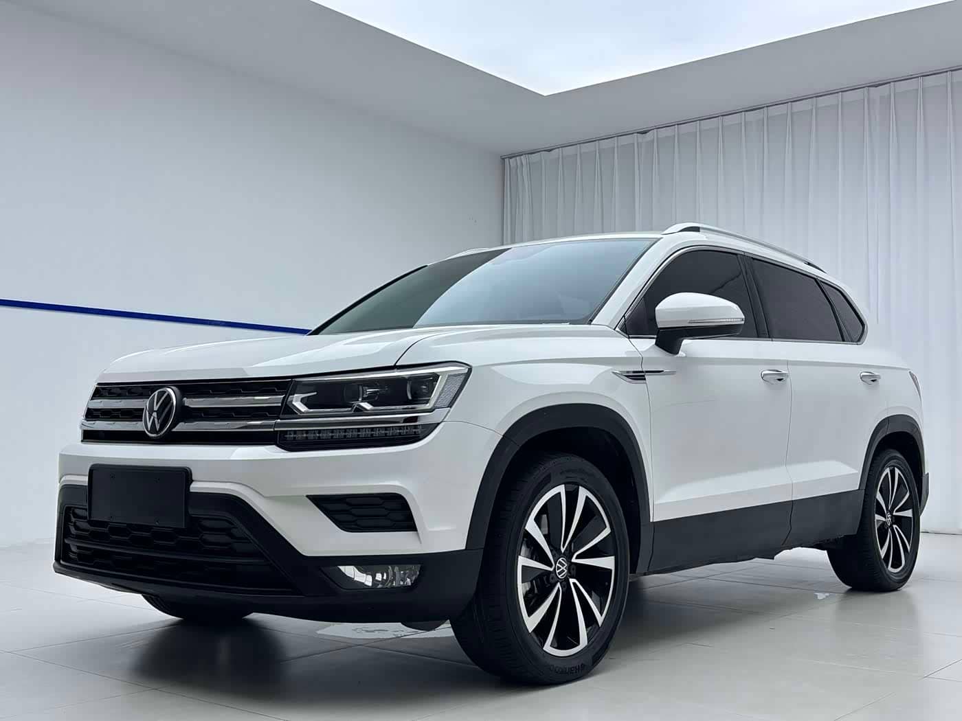Volkswagen Tharu
