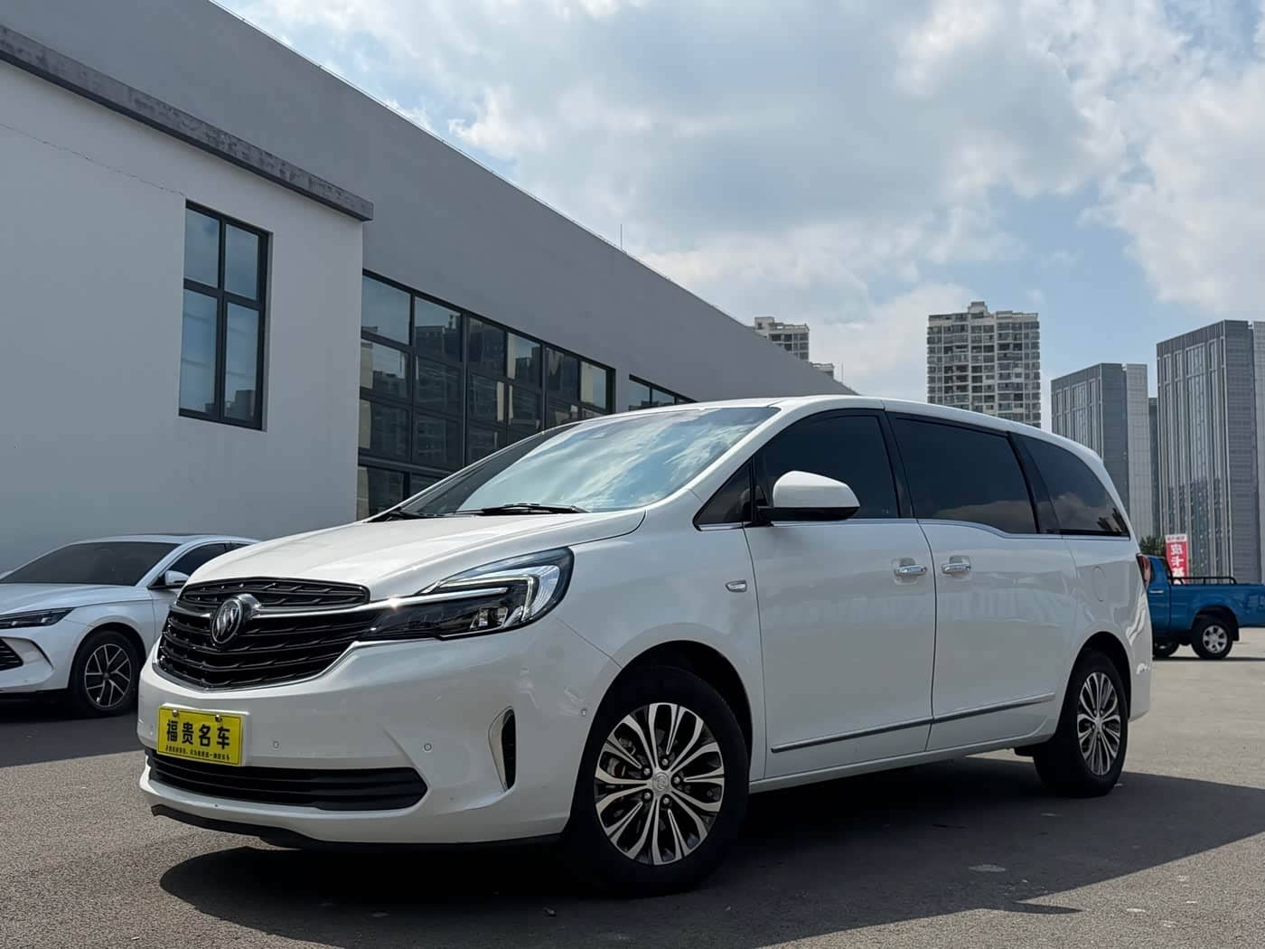 Buick GL8