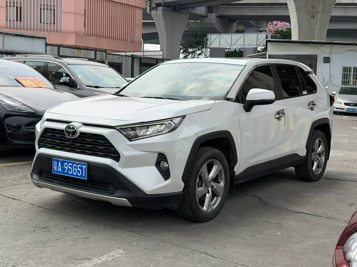 Toyota RAV4 Rongfang