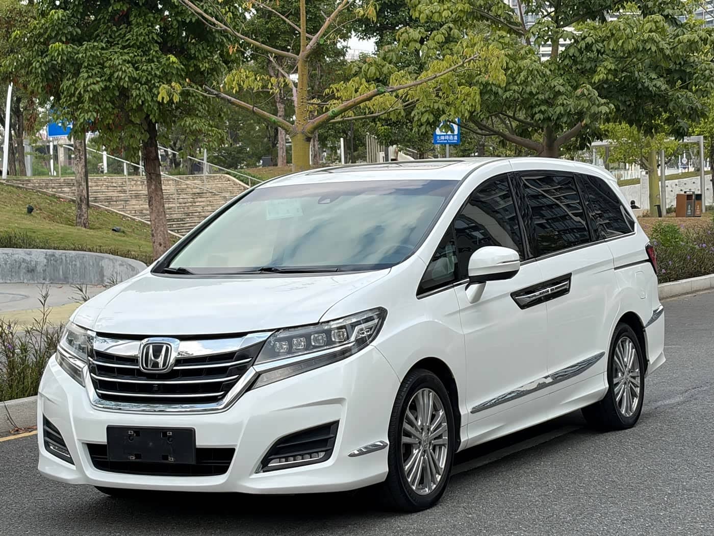 Honda Elysion