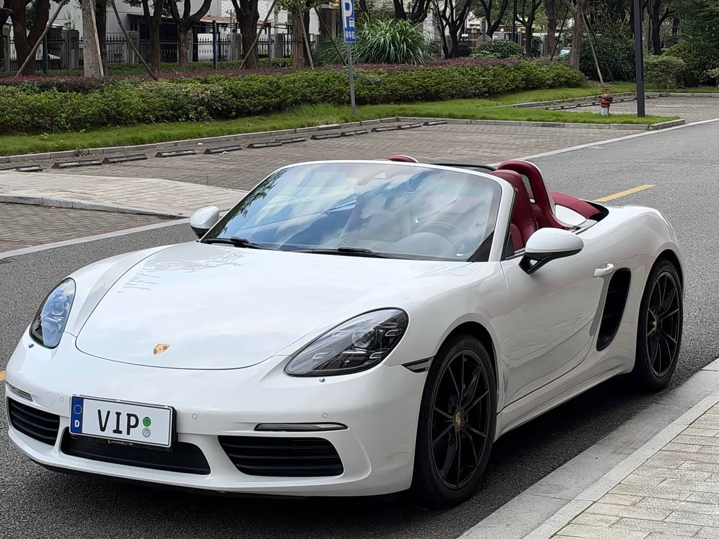 Porsche 718