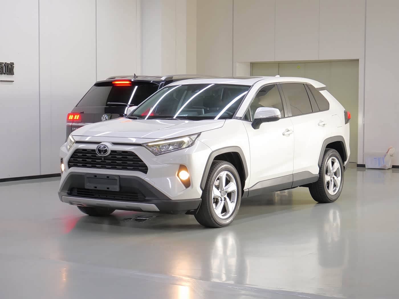 Toyota RAV4 Rongfang
