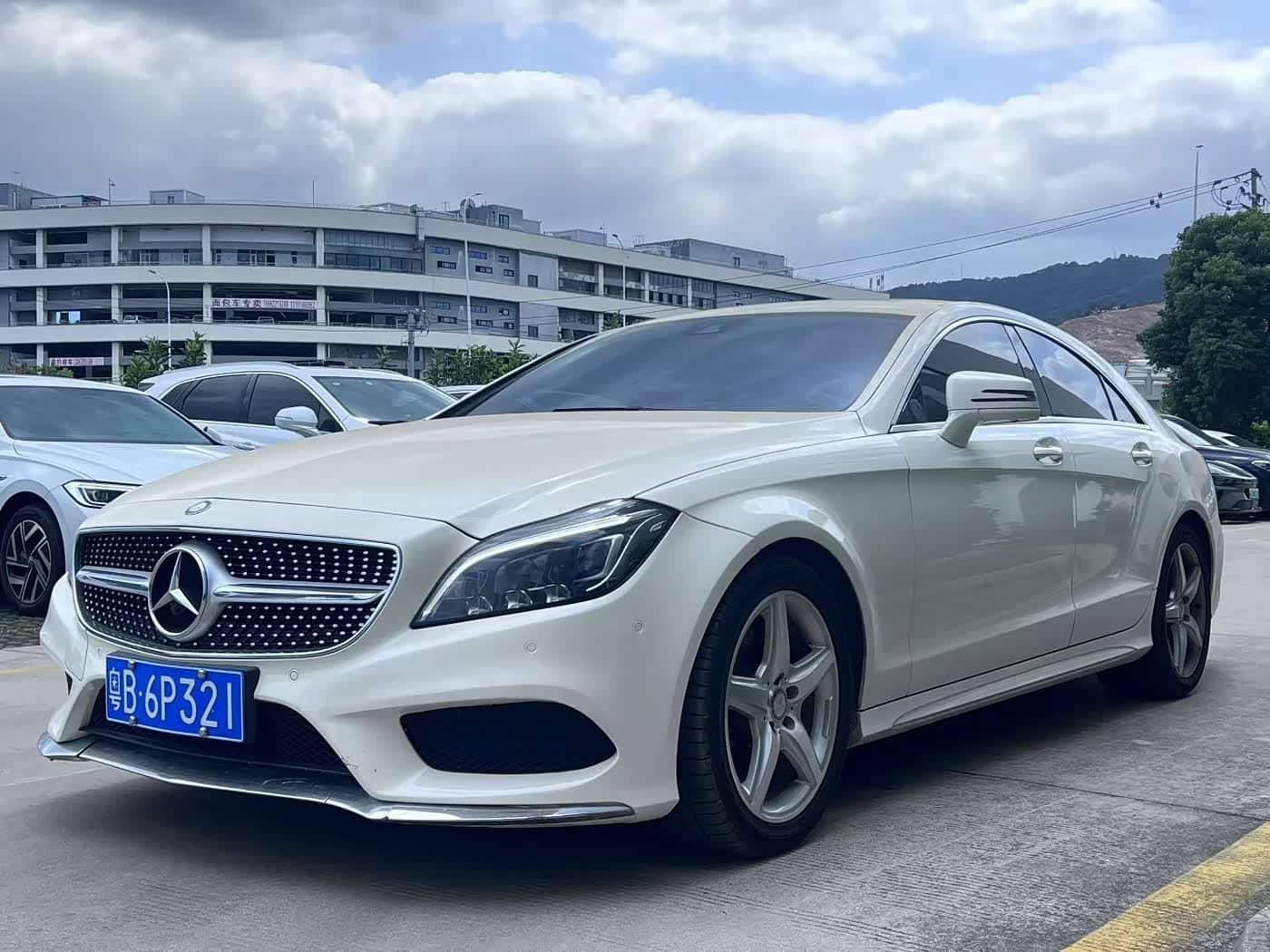 Mercedes-Benz CLS