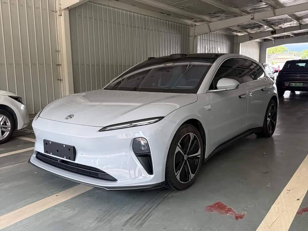 NIO ET5T