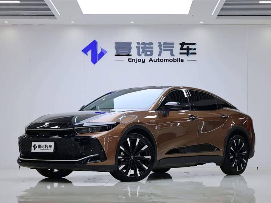 Toyota Crown SportCross