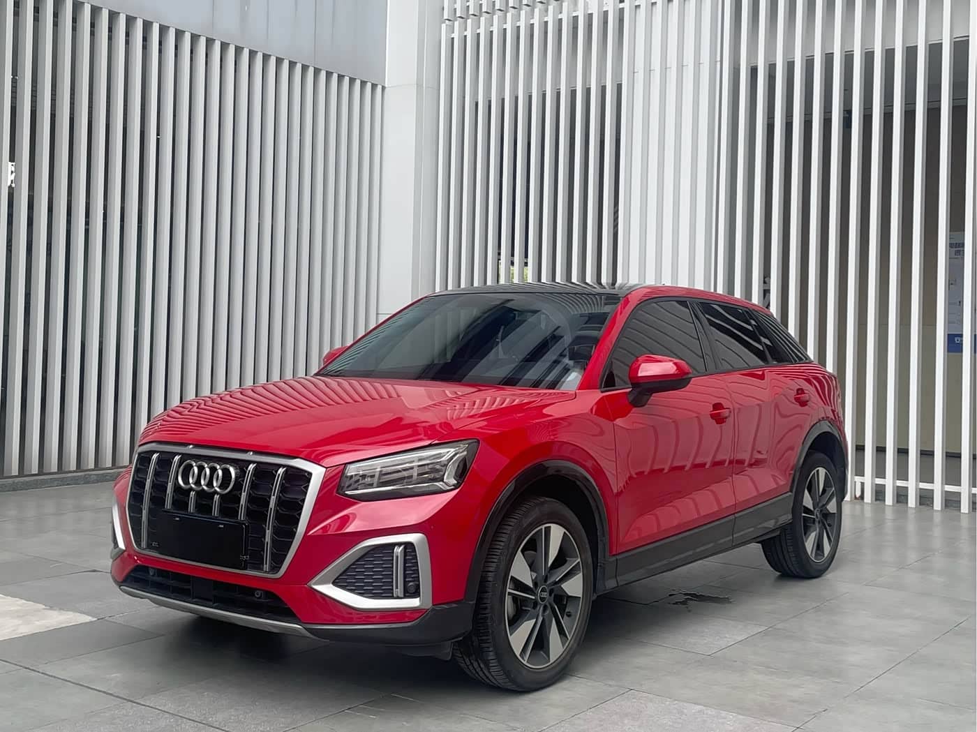 Audi Q2L