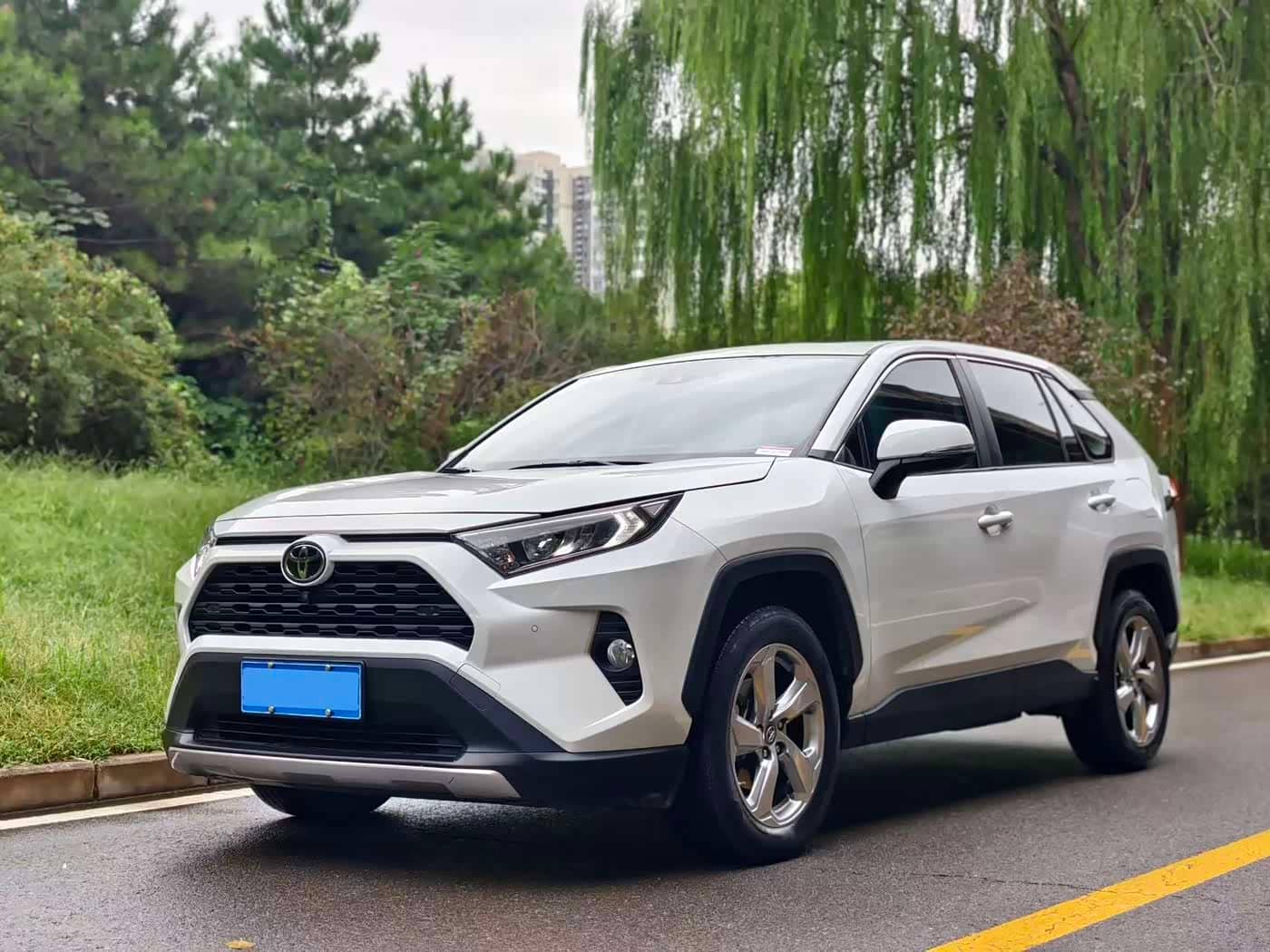 Toyota RAV4 Rongfang