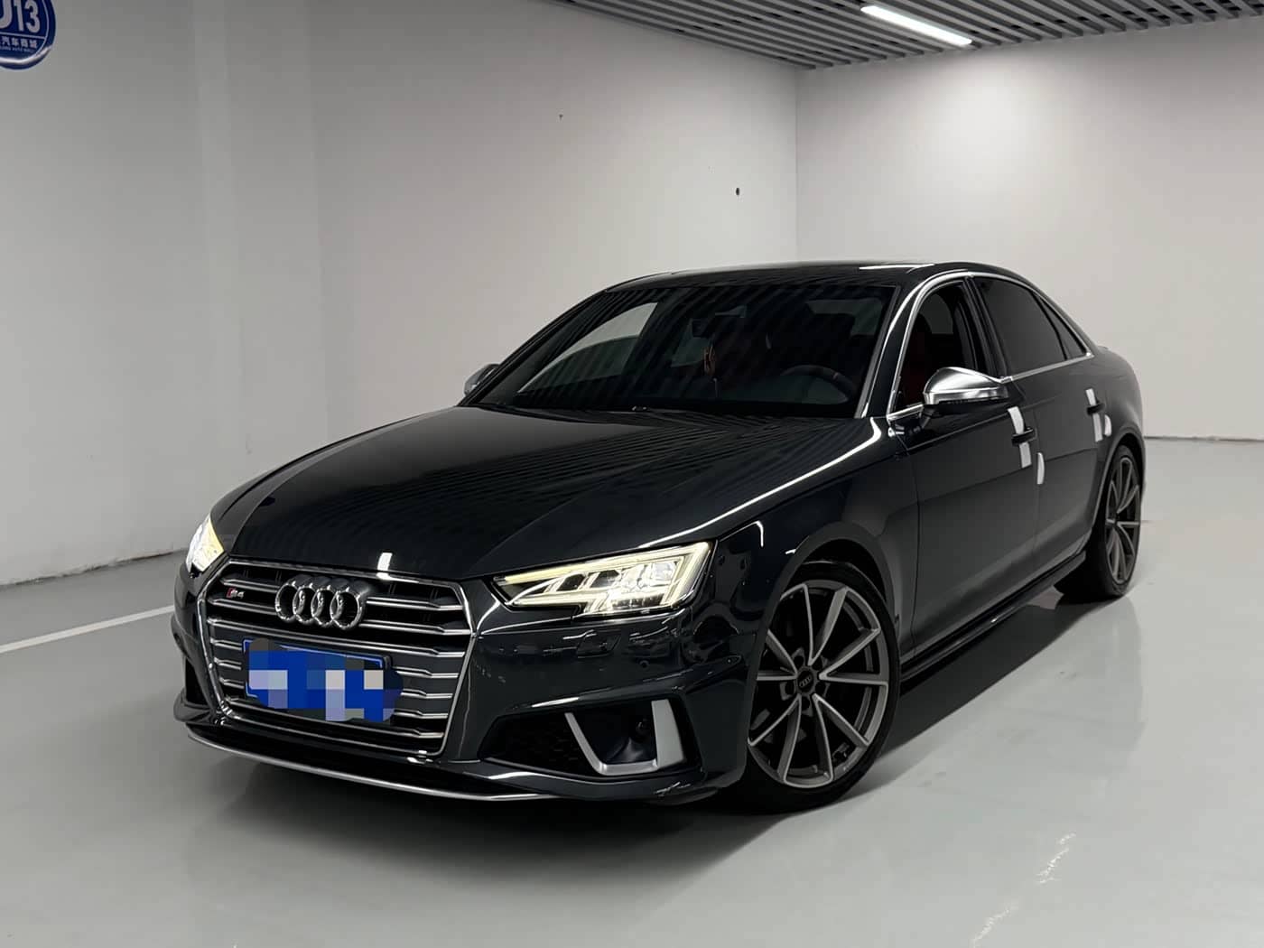 Audi S4