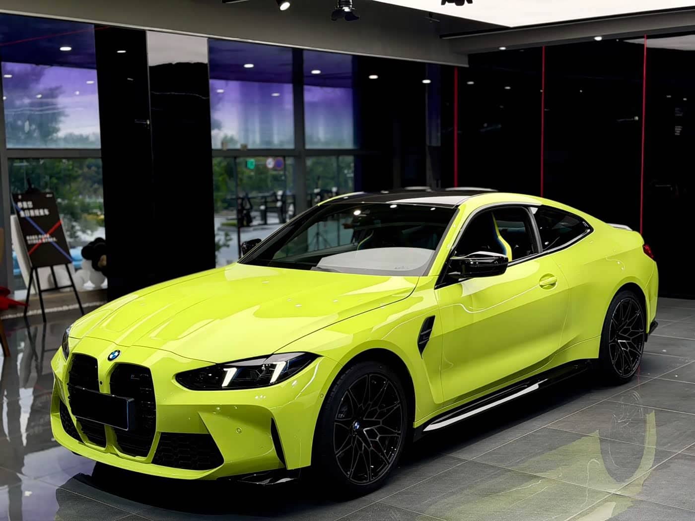 BMW M4