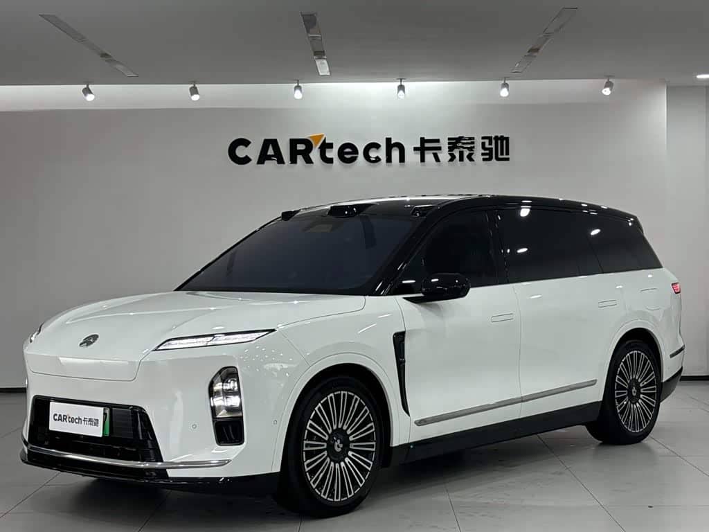 NIO ES8