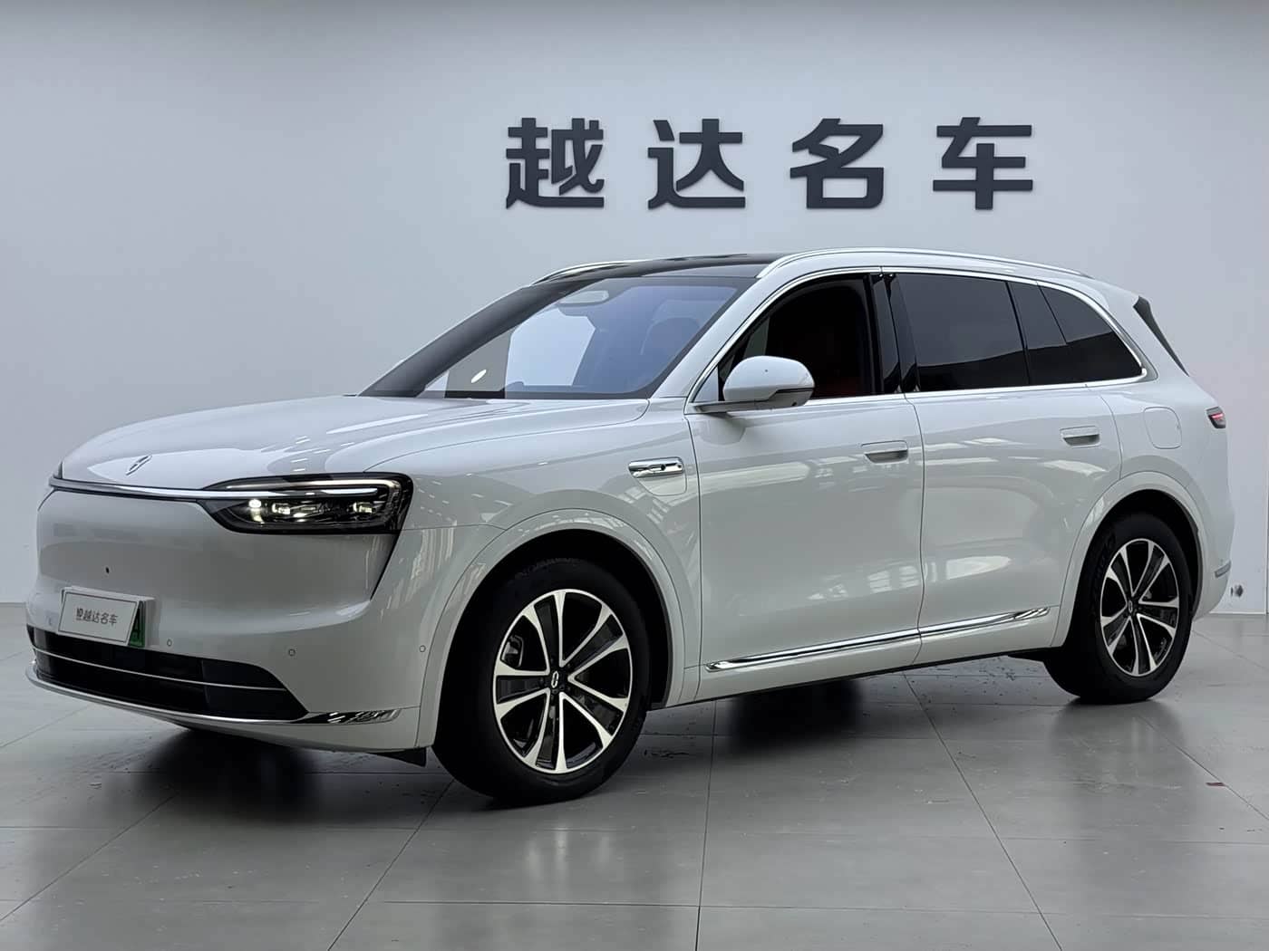 AITO Wenjie AITO M7