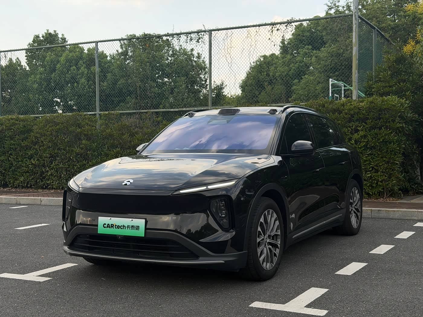 NIO ES6