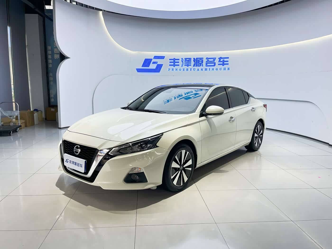 Nissan Teana