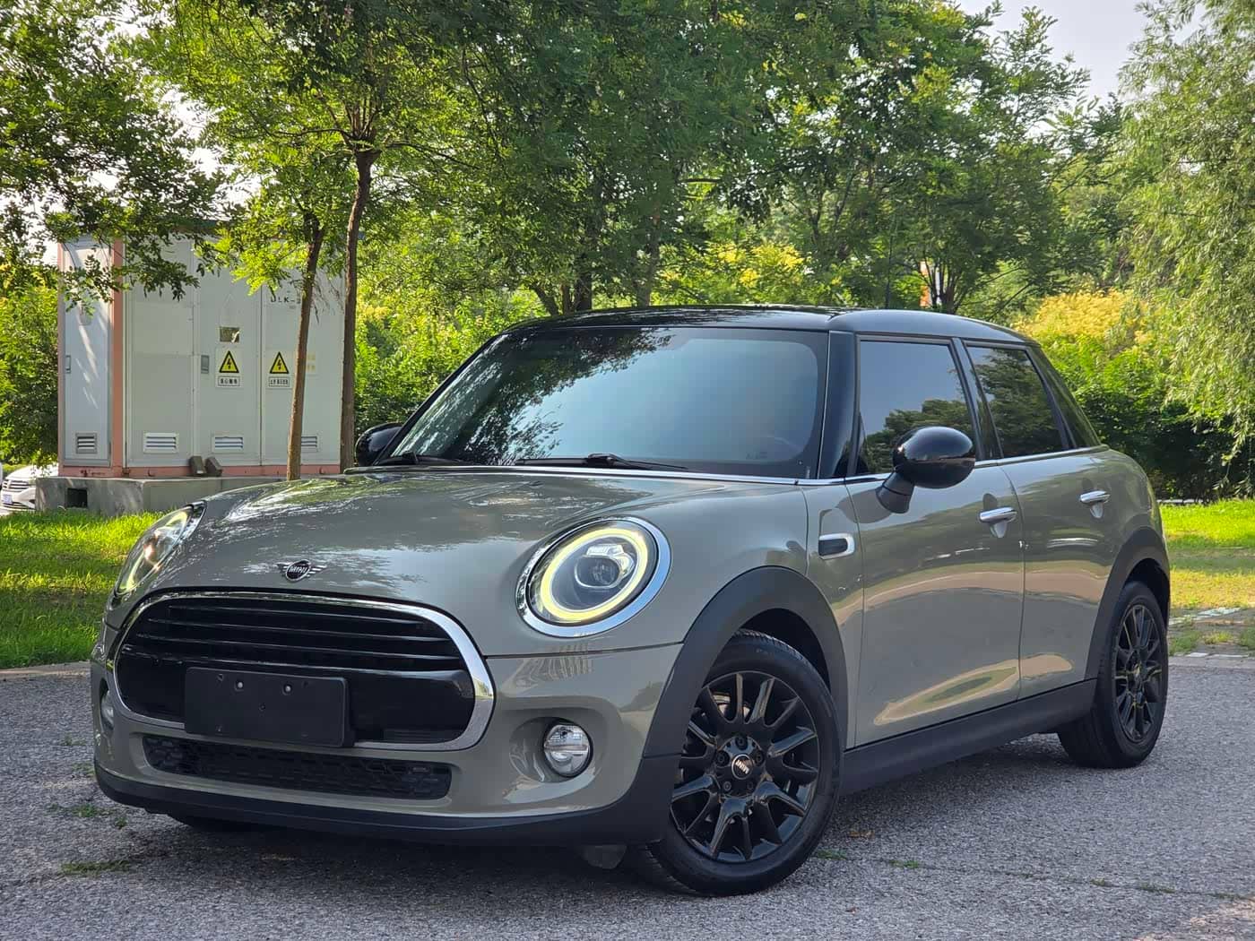 MINI MINI