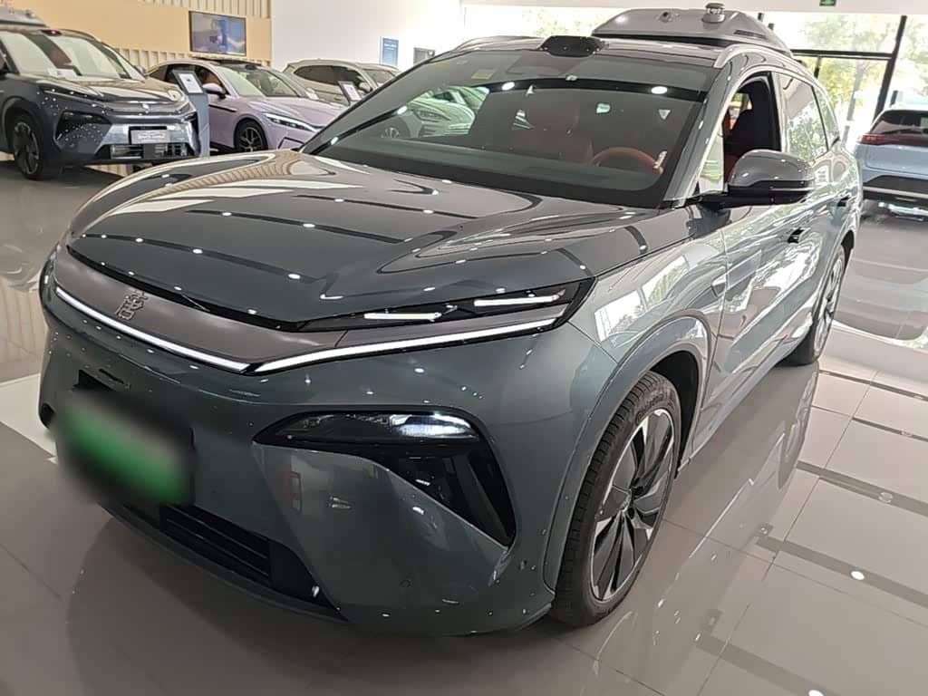 BYD Tang L