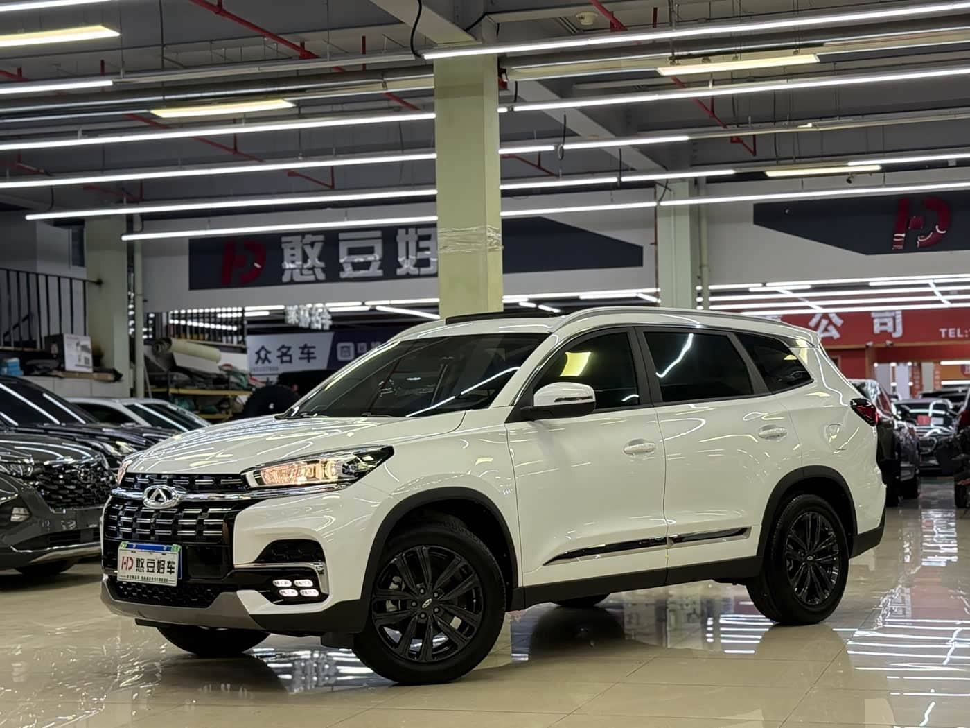 Chery Tiggo 8
